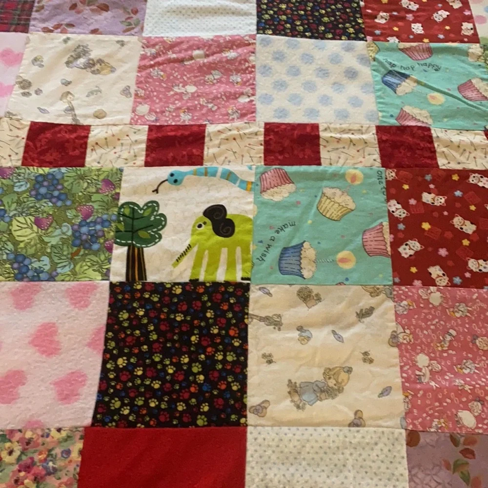 Vintage baby crib quilted blanket